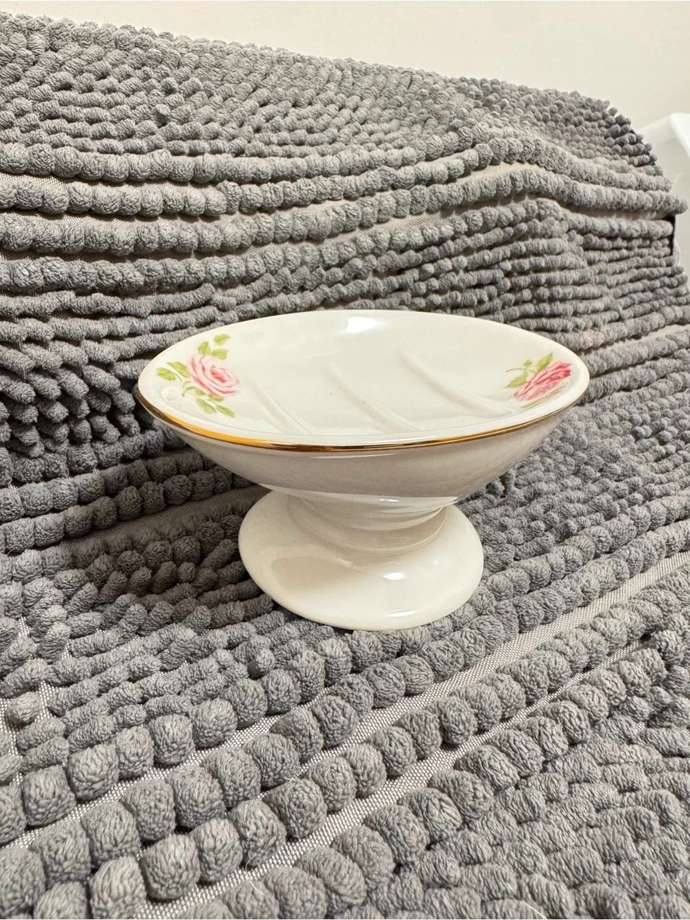 Martha Stewart Everyday Ceramic Soap Dish Pink Rose Cottagecore Bathroom Decor